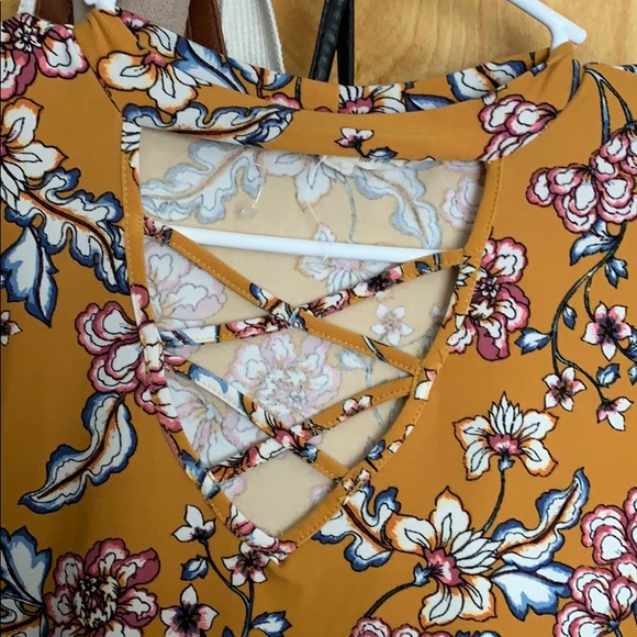 Floral dress - Picture 2 of 2